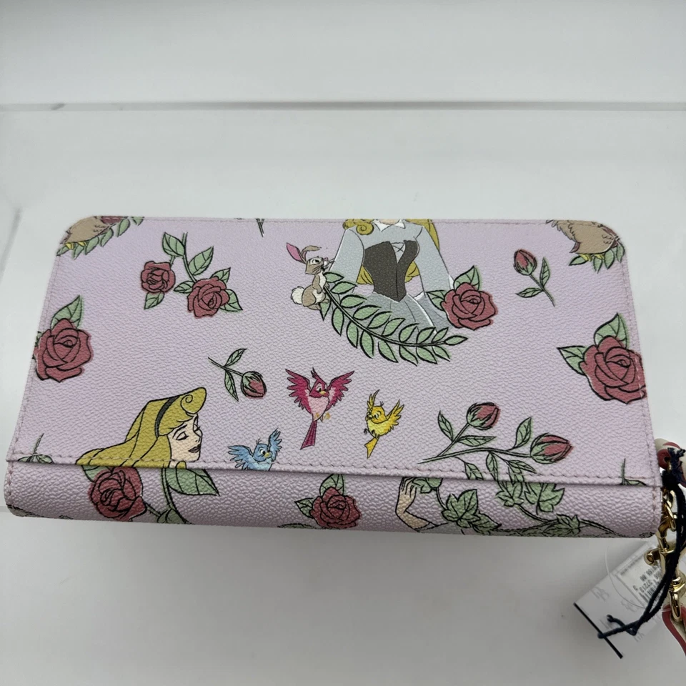 NUEVO CON ETIQUETAS 2024-Disney Dooney & Bourke Bella Durmiente 65 Aniversario Cartera Muñequera Foto 4 de 4