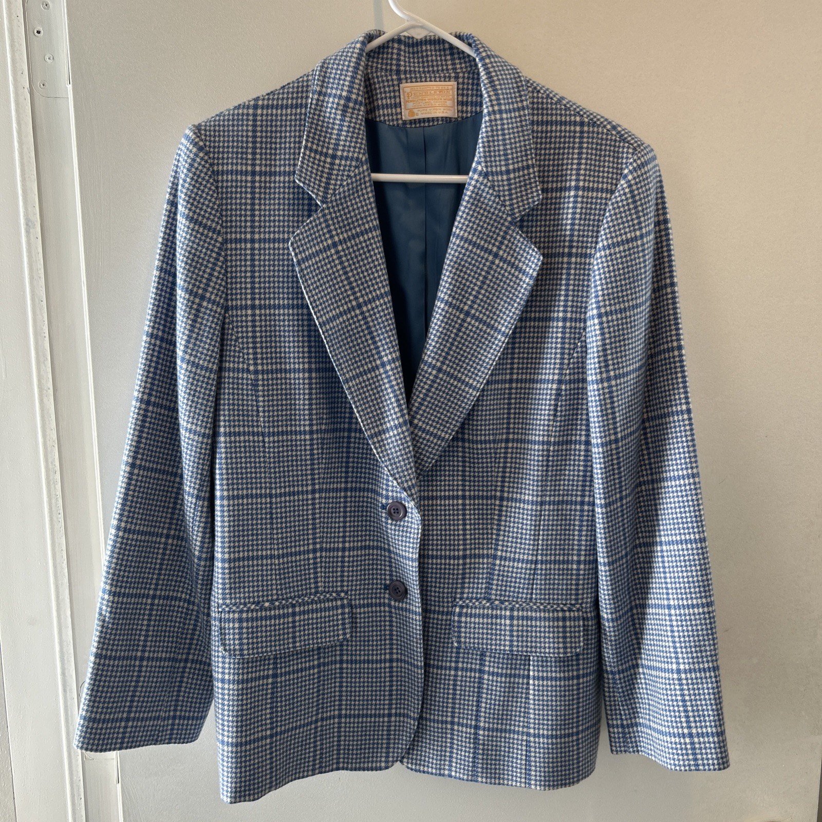 Vintage Pendleton Woman’s Blue Checked Blazer Siz… - image 1