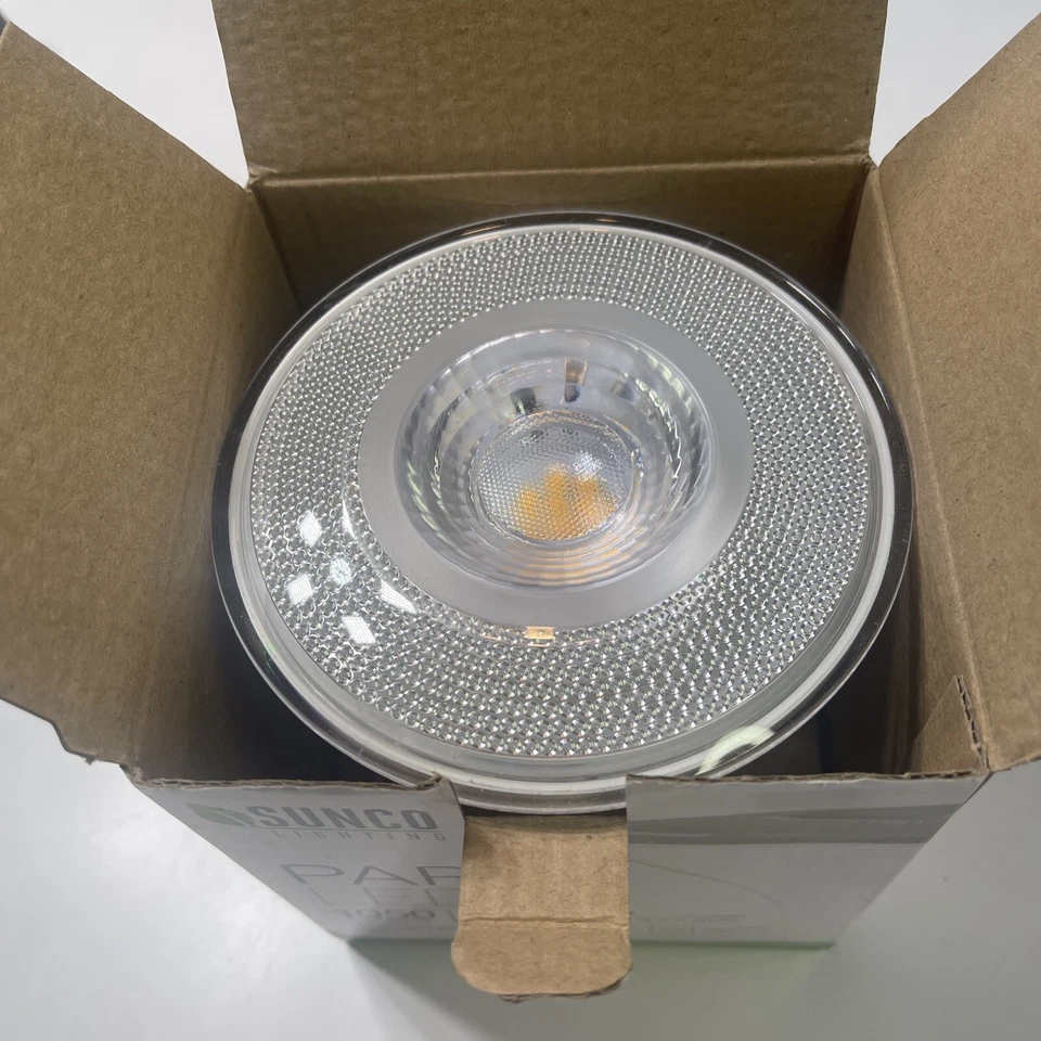 Sunco Lighting 1 Pack PAR38 Flood LED Bulb 13W (100W) 1050 LM 3000k Warm White - Image 4 of 4