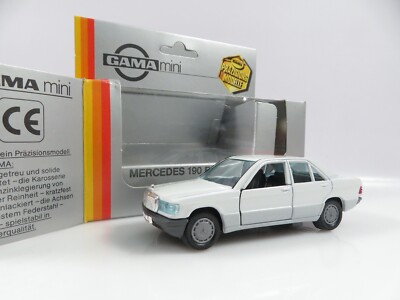 1:43 Gama Mercedes Benz 190 E weiß #4684