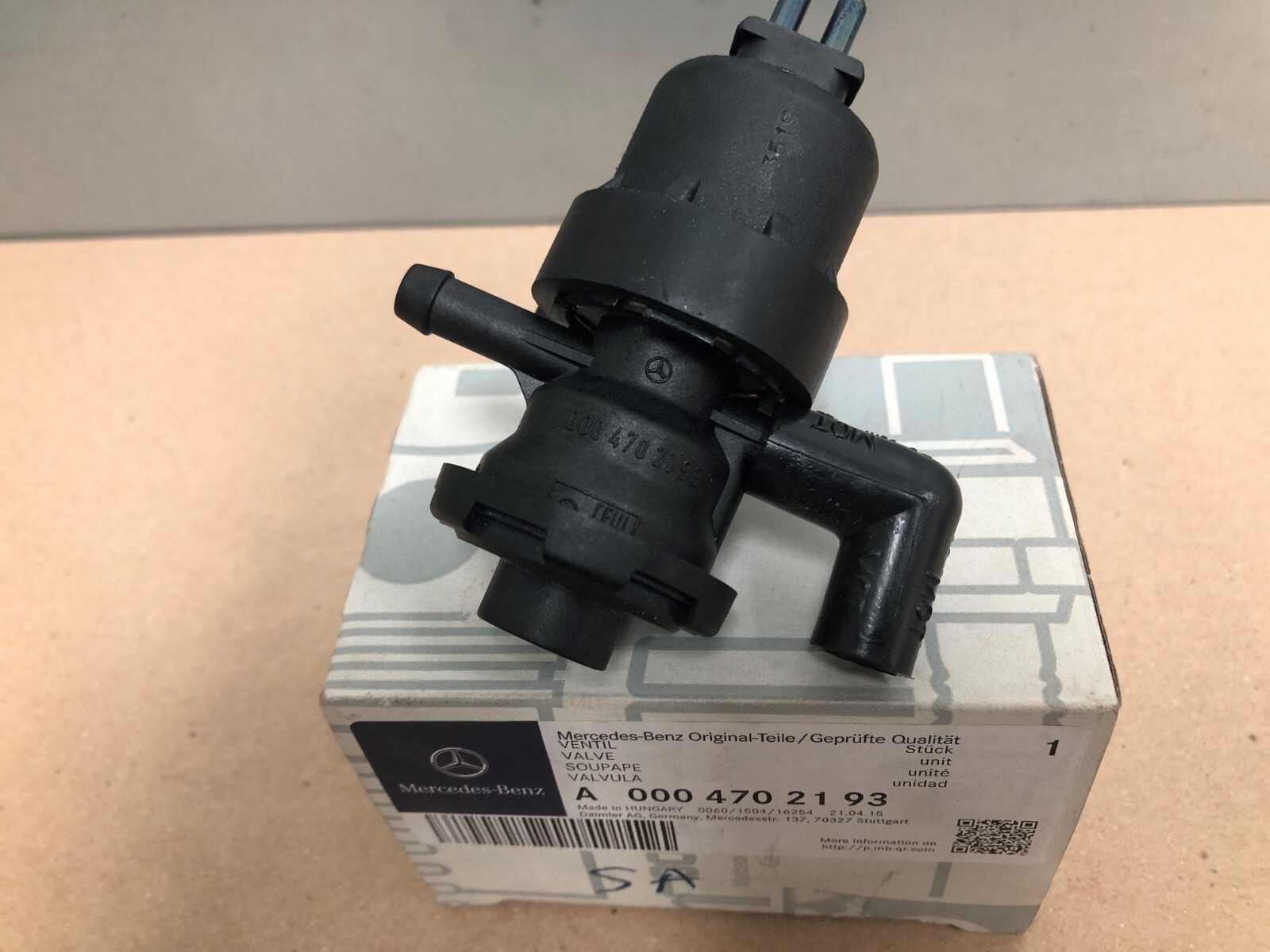 A0004702193 - NEW GENUINE VALVE / REGENERATION VALVE FOR MERCEDES  