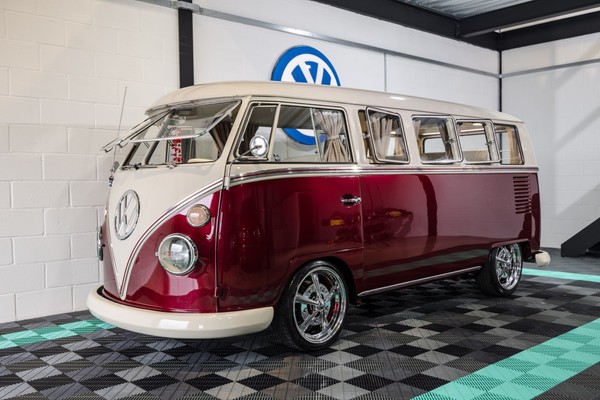 eBay - VW SplitScreen Deluxe Bus 1966