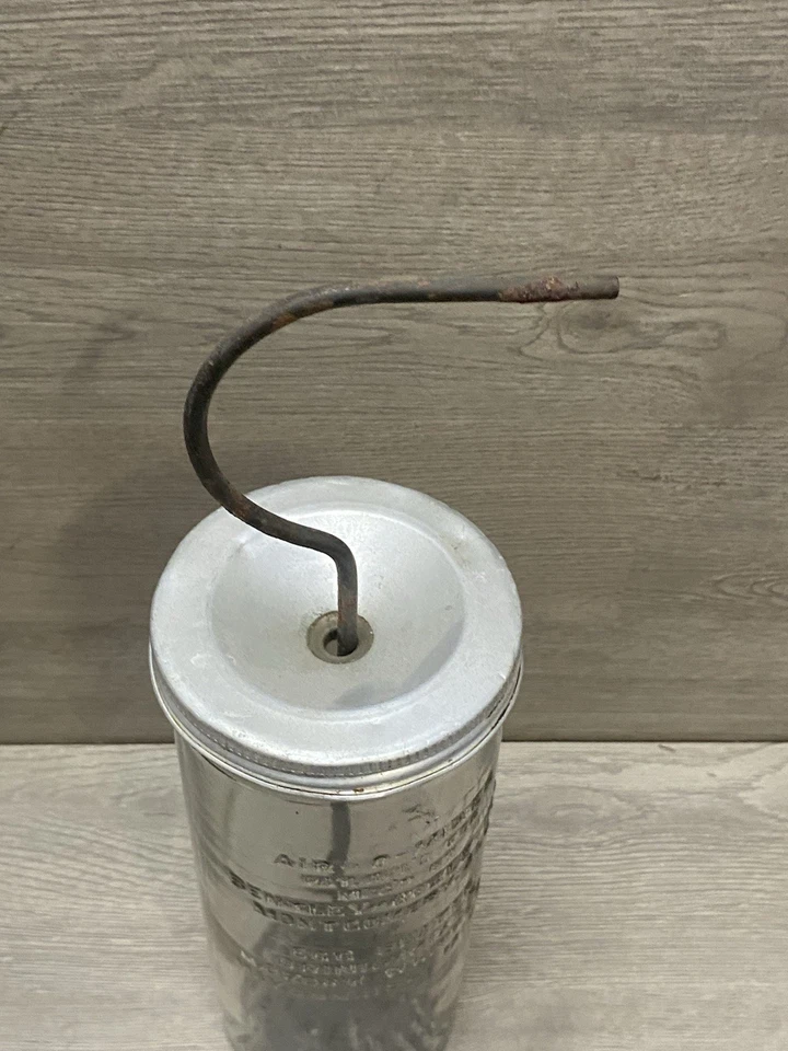 Vintage Air-O-Mixer Bentley-Jones Mayonnaise Maker/Drink Mixer/ Cream Whipper - Image 3 of 4