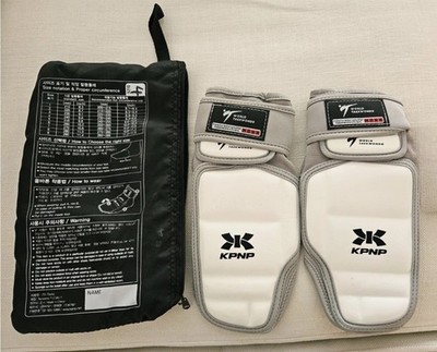 KPNP Taekwondo Martial Arts Shin Guards Size 4 White Gray Includes Carry Bag