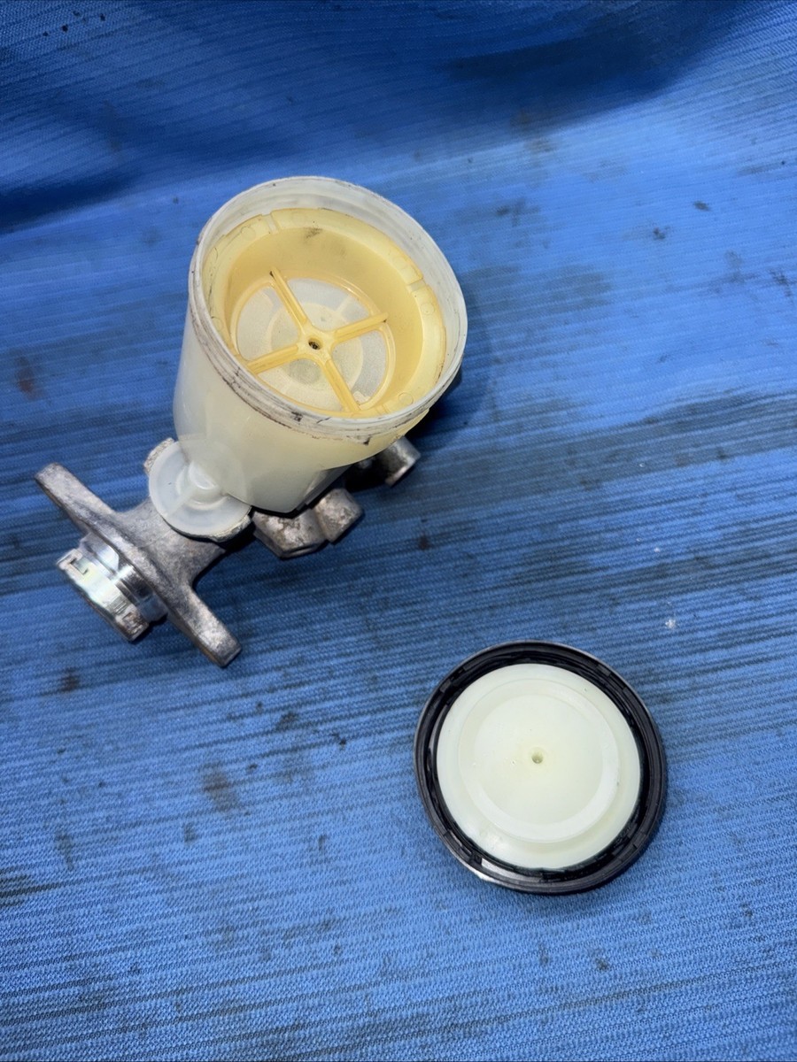 90-96 Nissan 300zx Z32 Brake Master Cylinder Booster