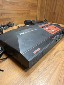 SEGA Master System Console Bundle w/ 2 Controllers Zapper RF Switch All Cables