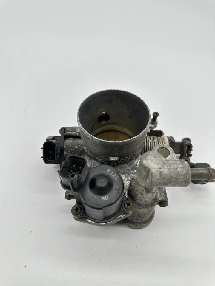 01-06 Suzuki Vitara XL-7 2.7L Throttle Body & Position Sensor Idle Control Valve - Image 3 of 4