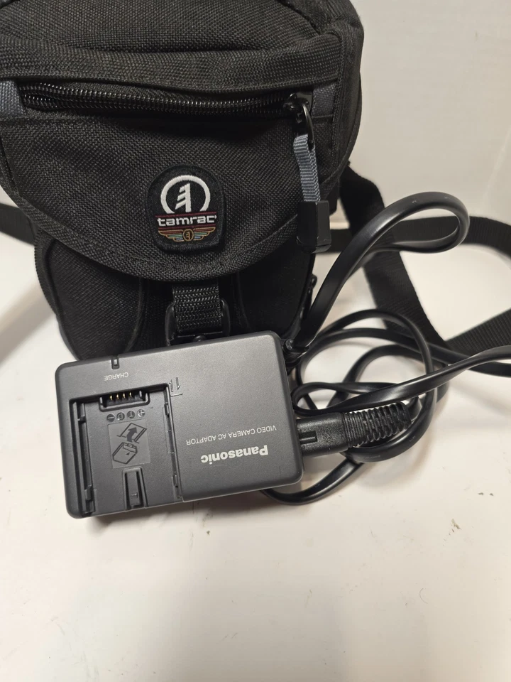  Panasonic SDR-H18 Hard Disk Camcorder  Battery And charger TESTED See Pics - Image 3 of 4
