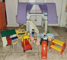 Little Tikes Vintage Doll House Blue/Purple Roof Family, Vehicle, People 20 Pcs