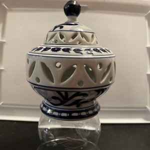 Bombay co. Cobolt blue & White Potpourri Jar Porcelain