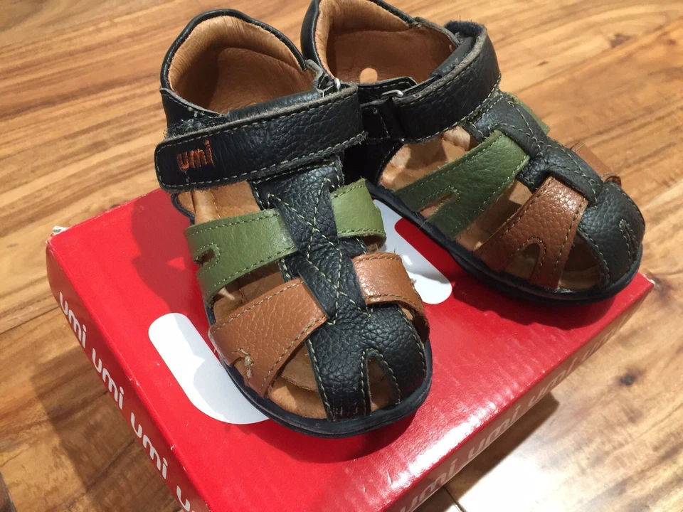 UMI BOYS SANDALS BROWN BLUE GREEN SIZE 6.5 URCHIN DARK NAVY MULTI EEUC - Image 3 of 3