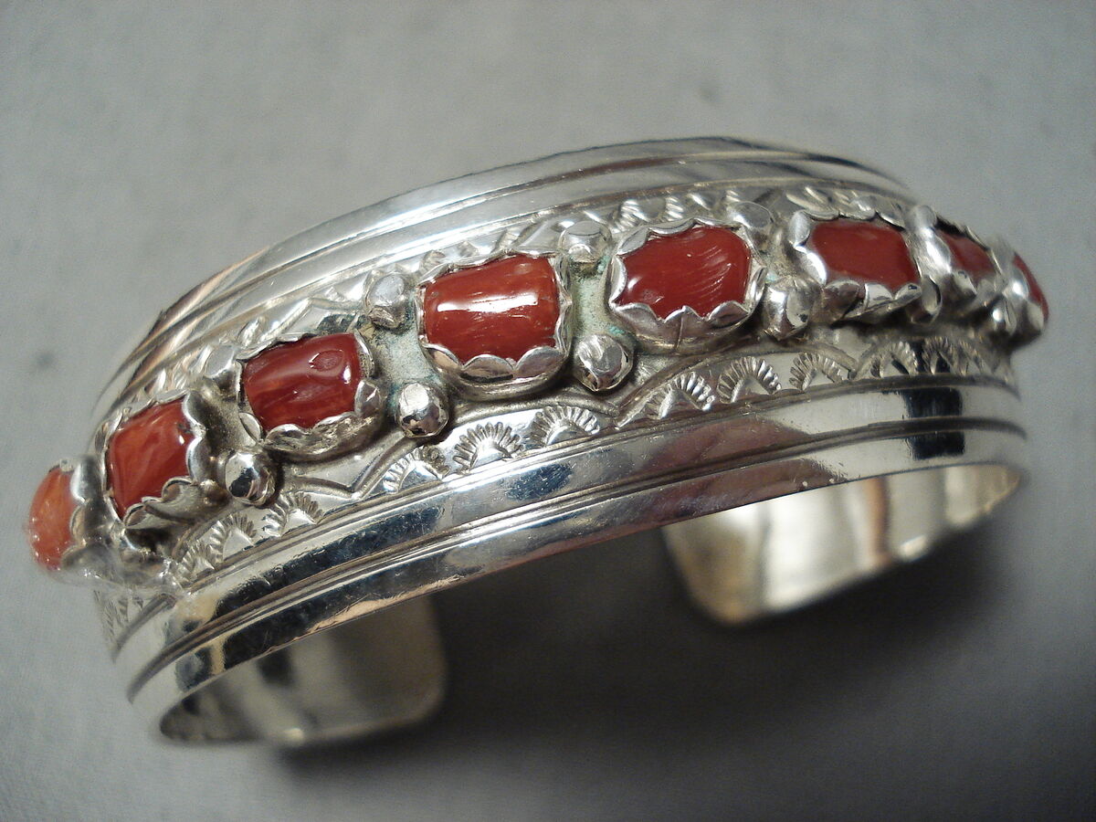 Incredible Vintage Native American Navajo Chunky Coral Sterling Silver Flower Ring Incredible Vintage Native American Navajo Chunky Coral Sterling Silver Flower Ring
