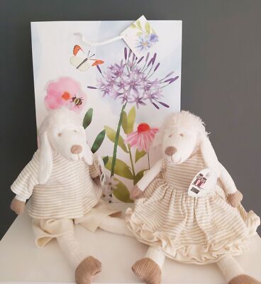 Lottie Liam Lammkoteletts cremefarbenes Schaf Plüschtier Kuscheltier kostenlose Geschenktüte Ostern neu Baby