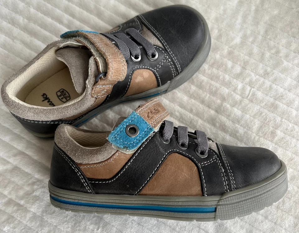 Clarks Boys Leather Suede Casual Gray Shoes Size 9 G 27 EURO NEW IN BOX - Image 4 of 4