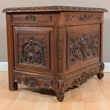 Antique French Louis XIV Toy or Blanket Chest Trunk in Oak Wood
