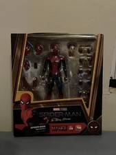 Spider-Man: No Way Home MAFEX No.194 Spider-Man Upgraded Suit Action Figure