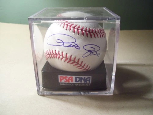 Pete Rose signed baseball PSA DNA Reds autograph with case