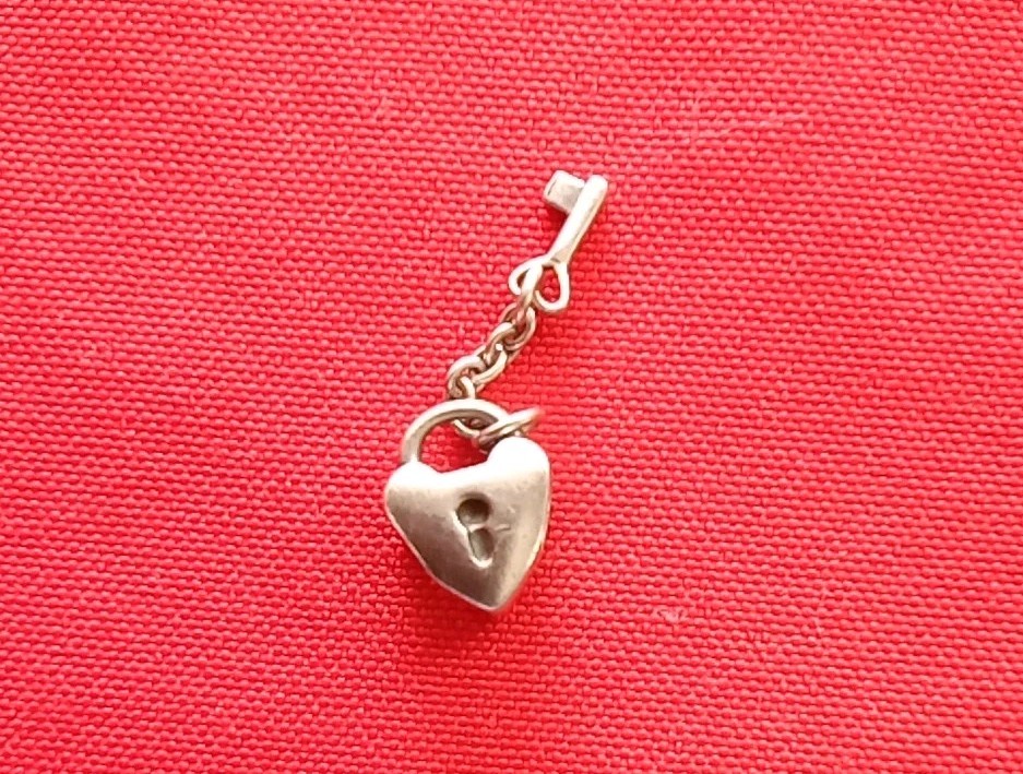 Authentic PANDORA Solid Sterling Silver Key Heart… - image 3