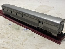 ATLAS N SCALE N SCALE 2667  PENN CENTRAL BAGGAGE DORMITORY ILLUMINATED PASS CAR