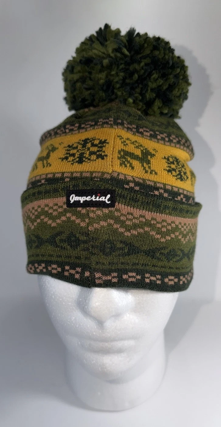 NWT Imperial Baniff Beanie Hat Pom Pom Knit Reindeer Snowflake Green Gold