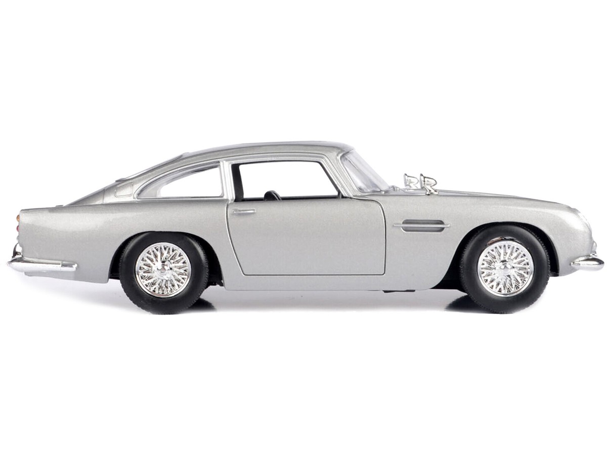 ASTON MARTIN DB5 RHD SILVER 007 JAMES BOND 1/24 DIECAST MODEL BY