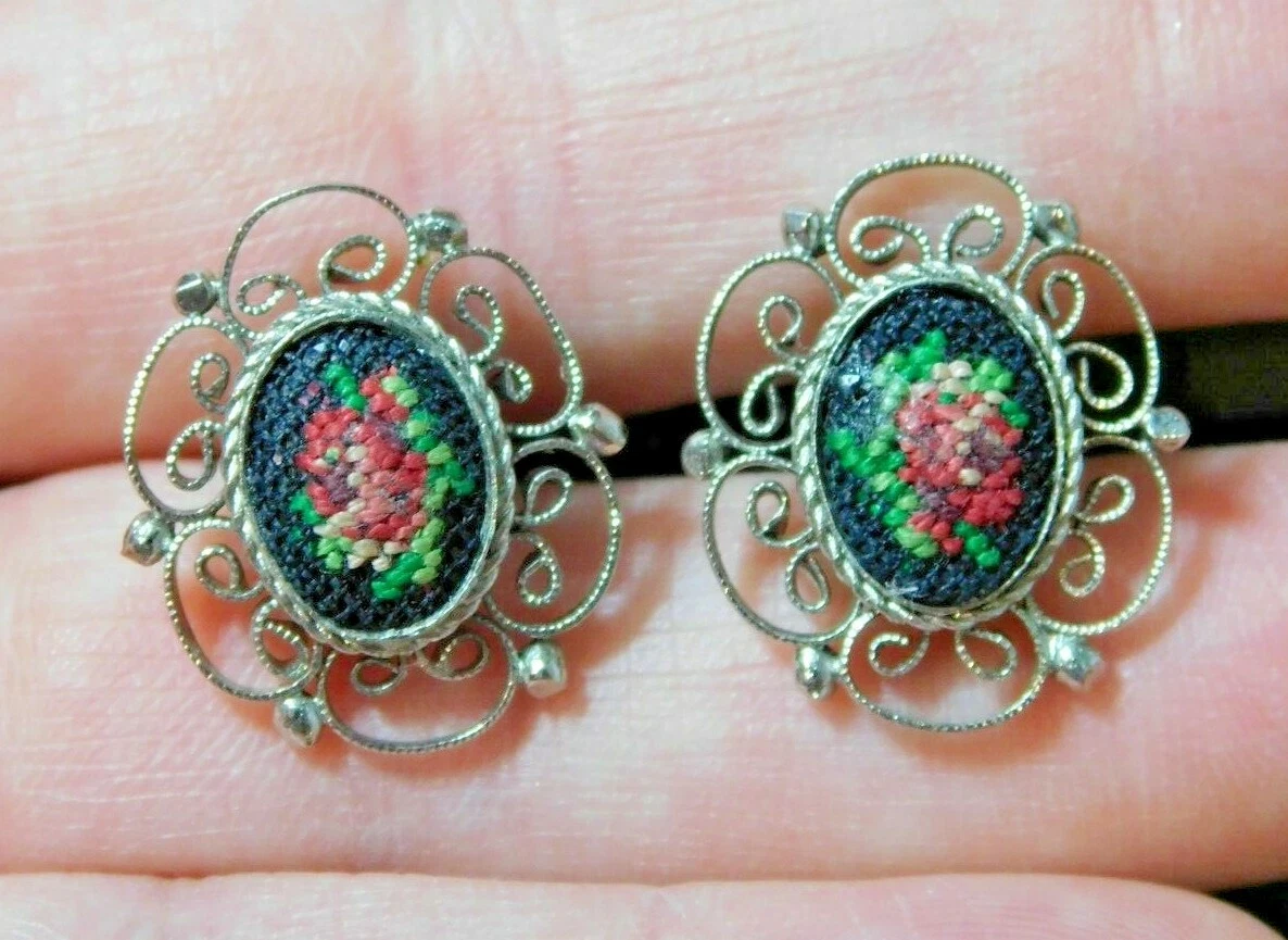 Silver filigree hotsell stud earrings