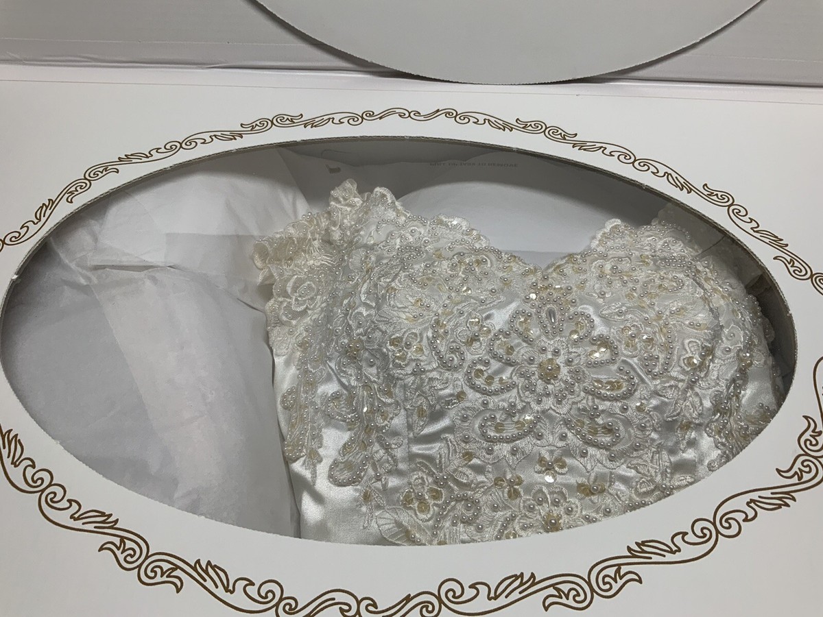 vintage wedding dress restoration Reverse Yellowing & Damage Wedding Dress Cotton Preservation Covers