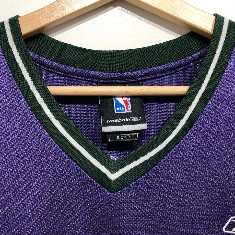 Camiseta deportiva de baloncesto vintage Reebok Andrew Bogut Milwaukee Bucks púrpura de la NBA pequeña S Foto 2 de 4