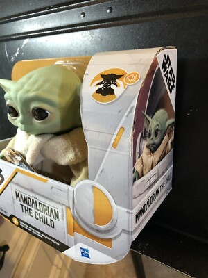 Star Wars The Mandalorian The Child Talking Plush - Brand New