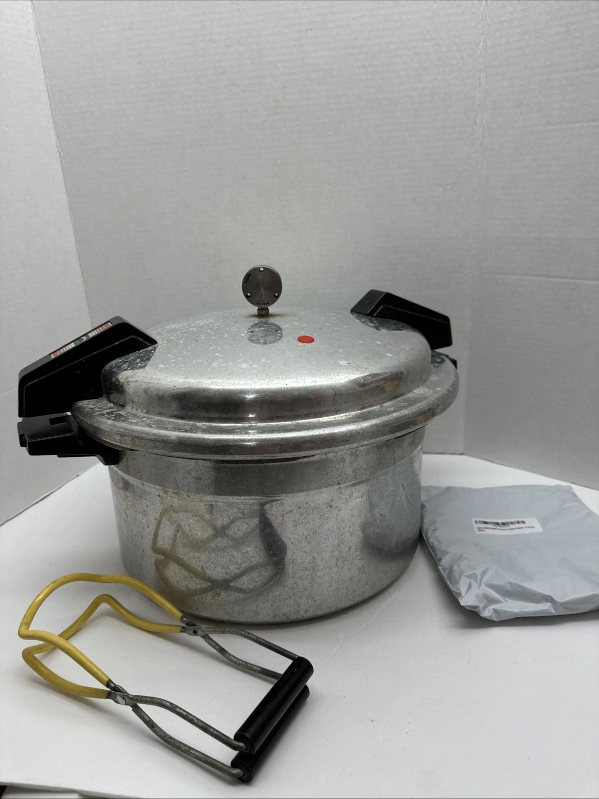Mirro Matic 12 Qt Pressure Cooker Canner M-0512 H Vintage extra gasket