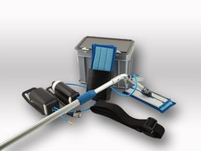 Lewi Indoor System elektryczny - czyszczenie szyb w budynku