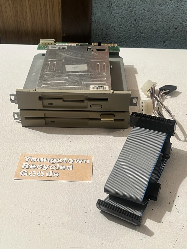 VINTAGE COMPAQ DP 386s FLOPPY DRIVES CANON MD-5201 5.25” CITIZEN OSDA-53B 3.5” - Image 3 of 4