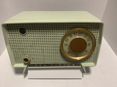 Vintage Working 1956 Rca Victor Am Radio Model 6 X 7 Vacuum Tube