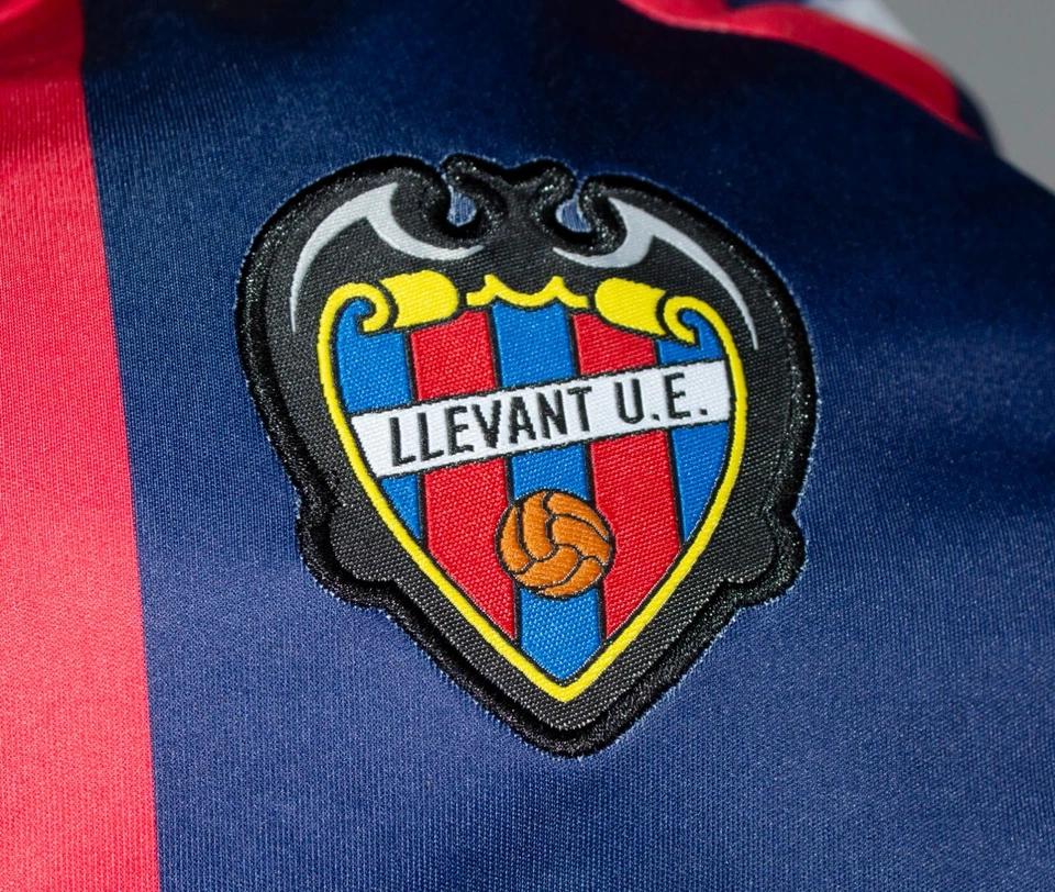 Levante Jersey 2020/2021 Home Football Soccer Mens Shirt Size Adult 2XL - Image 3 of 4