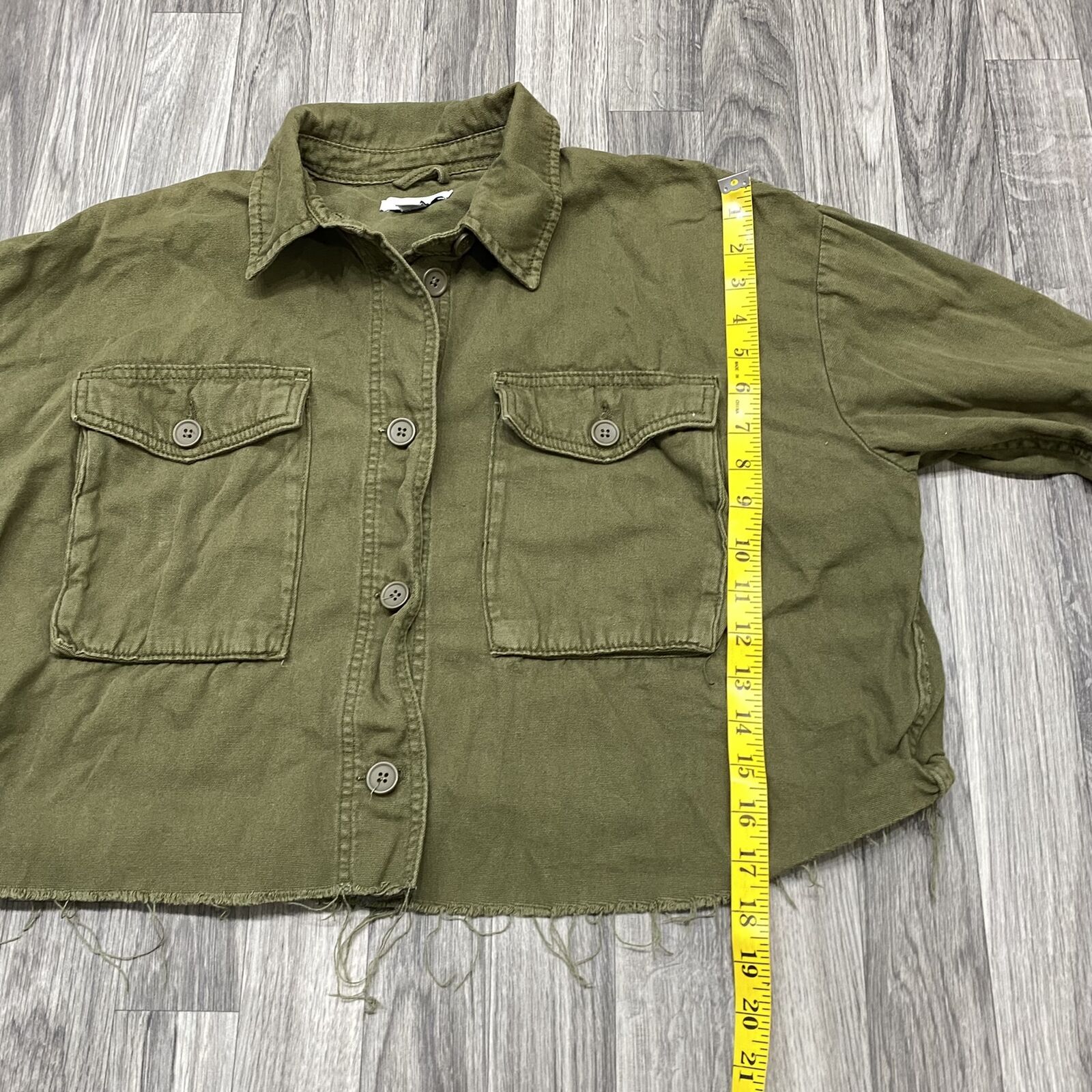 TOPSHOP Button Down Cropped Collared Green Casual… - image 9