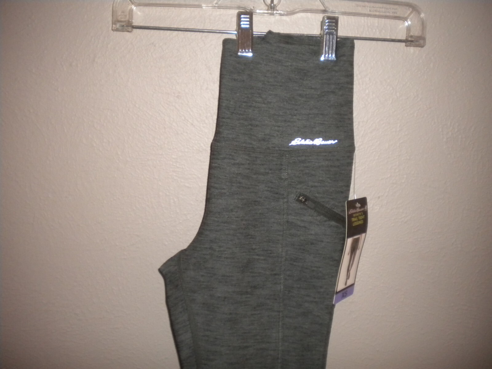 Eddie Bauer Women's Size XS Stretch Green Trail Tight Leggings NWT