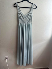 Olga Bodysilk 9295 light blue lace trim sleeveless V-neck gown, size M