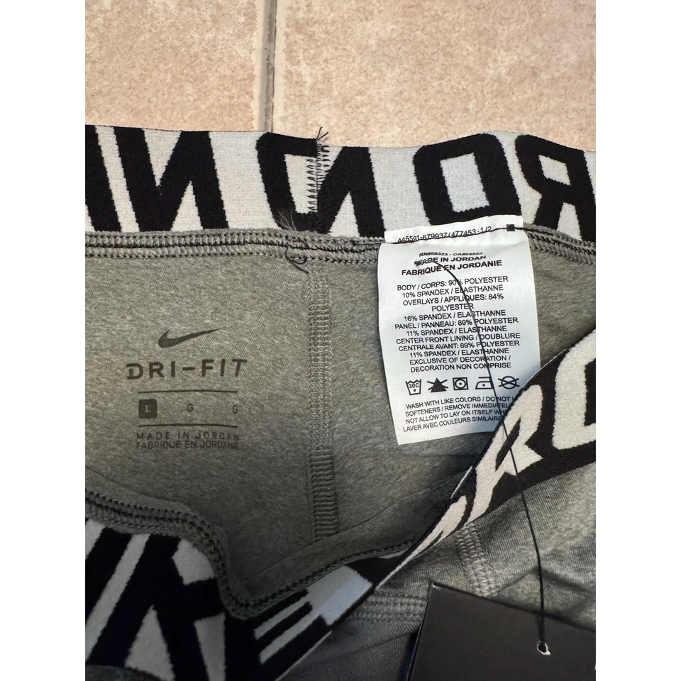 NIKE PRO JUNIOR 3/4 COMPRESSION TIGHTS CARBON/WHITE (BV3506-091) NWT Size Large - Image 3 of 4