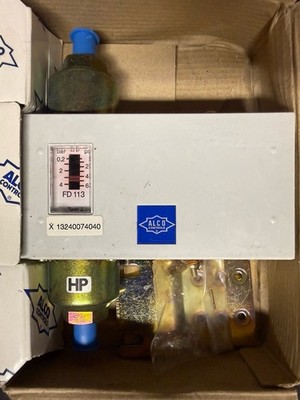 Trane CNT02304 1/2'' NPT Differential Pressure Control Valve