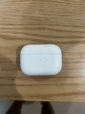 Apple AirPods Pro 2nd Generation with MagSafe Wireless Charging Case - White