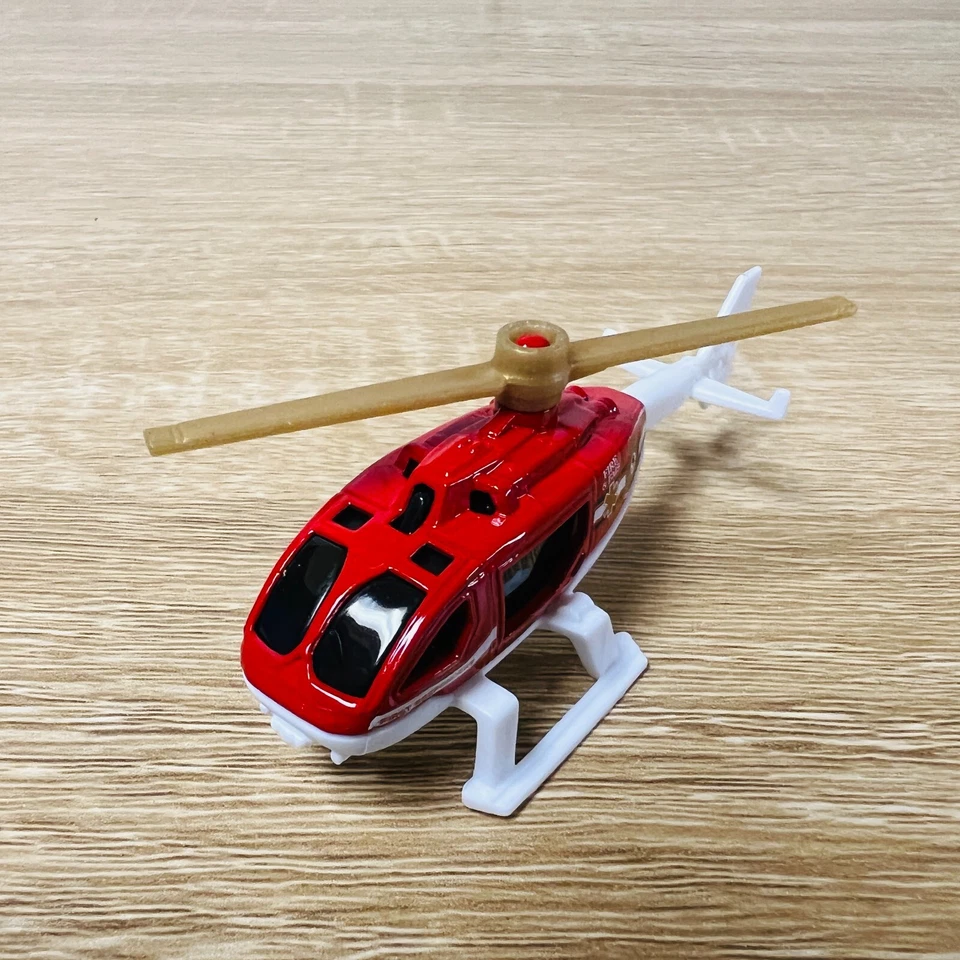 Helicóptero de rescate MB984 paquete de 5: City Adventure II rojo Foto 2 de 4