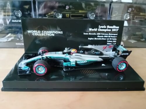 Minichamps 1:43 Mercedes W08 EQ Power + Sir Lewis Hamilton - Champion du Monde 2017 - Photo 1/8
