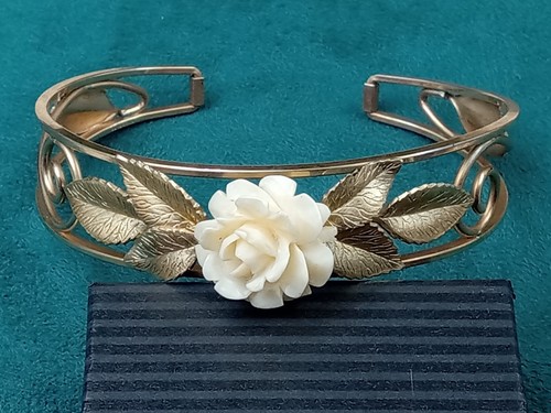 KREMENTZ Modeschmuck Gold Fill Armreif Armband m. weißer Rosenfassung