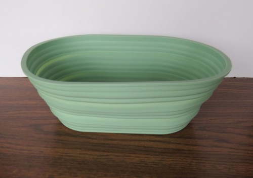 9" Oval Collapsible Silicone Bread Proofing / fermentation Basket - Light Green - 第 1/15 張圖片