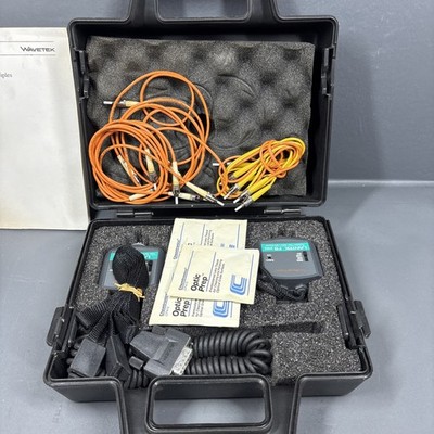 Wavetek FS 850 Portable Fiber Light Source Lantek FM Fiber Optic Measurement Acc