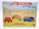 VINTAGE DINKY TOYS 7/456/800 UK COLLECTORS CATALOGUE / 32 PAGE 1956