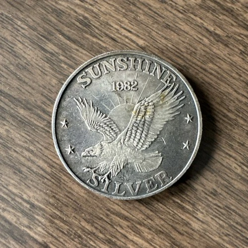 1982 Sunshine Silver Mining 1oz .999 Fine Silver Round With Serial Number 151162