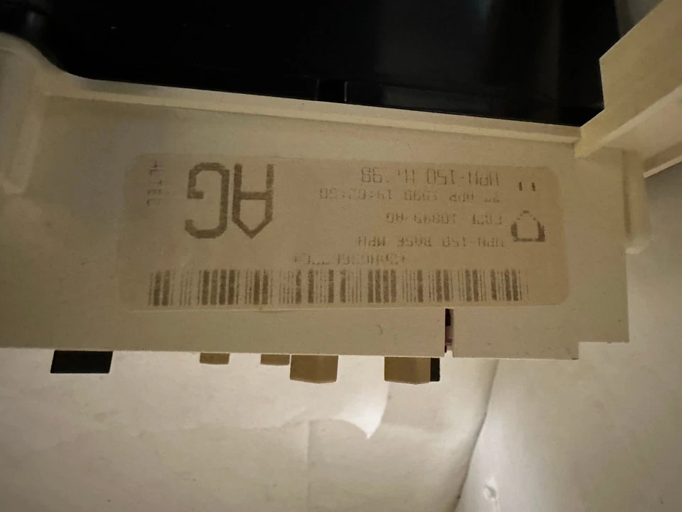 Medidores de painel de instrumentos velocímetro 99 00 Ford Ranger 117.836 milhas - Imagem 3 de 3