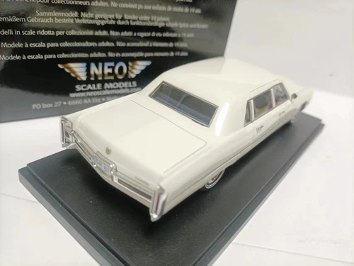 Neo 1/43 Cadillac Fleetwood 75 Limusina 1966 PandaVia-Model Collection - Imagen 21 de 43