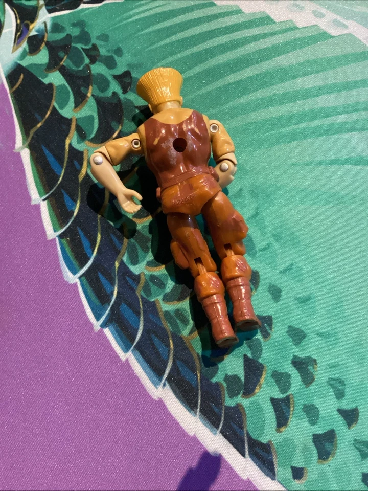 "Figura Hasbro GI Joe 1986 Street Fighter Guile 3,75"" solamente" Foto 2 de 2